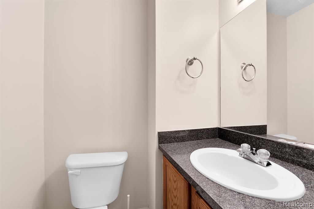 23268 STOFLET Lane, Trenton, MI 48183 — Photo 13
