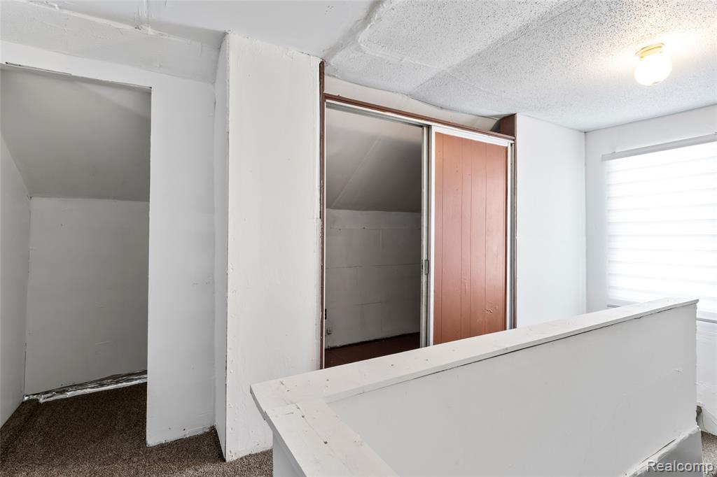 9980 Ashton Avenue, Detroit, MI 48228 — Photo 25
