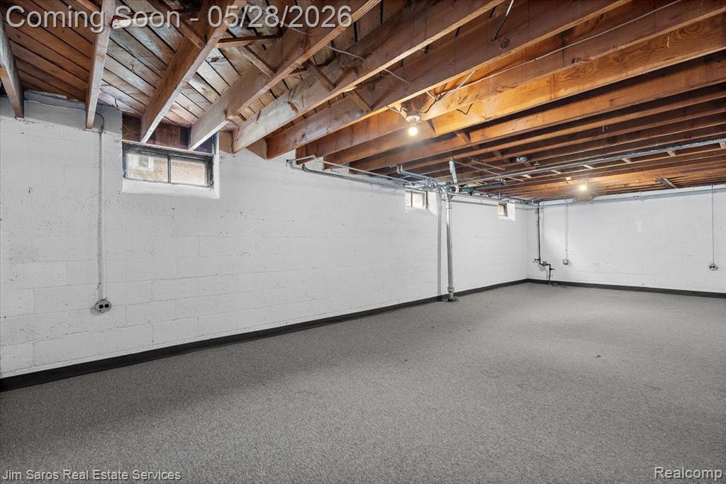 21252 Huntington Avenue, Harper Woods, MI 48225 — Photo 25