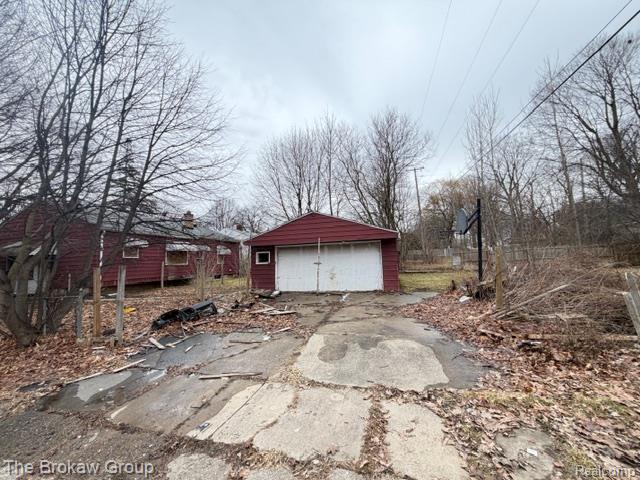 4302 Huckleberry Lane, Flint, MI 48507 — Photo 12