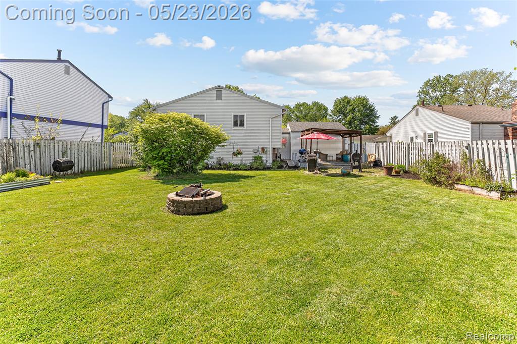 5465 New Meadow Drive, Ypsilanti, MI 48197 — Photo 29
