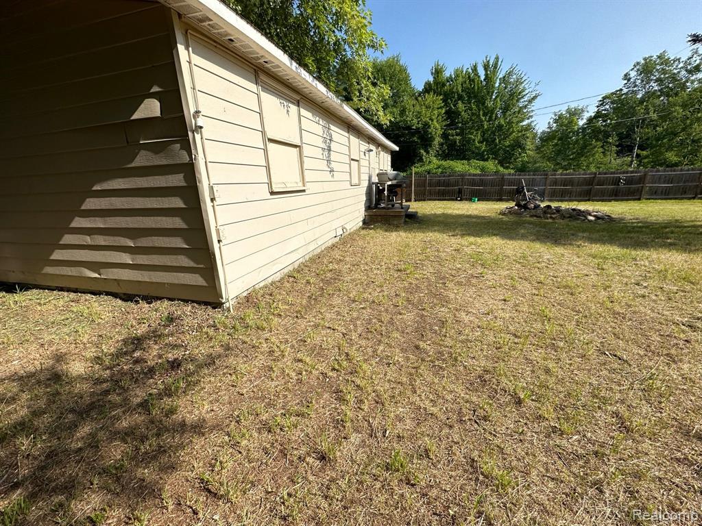 13310 BUECHE Road, Montrose, MI 48457 — Photo 3