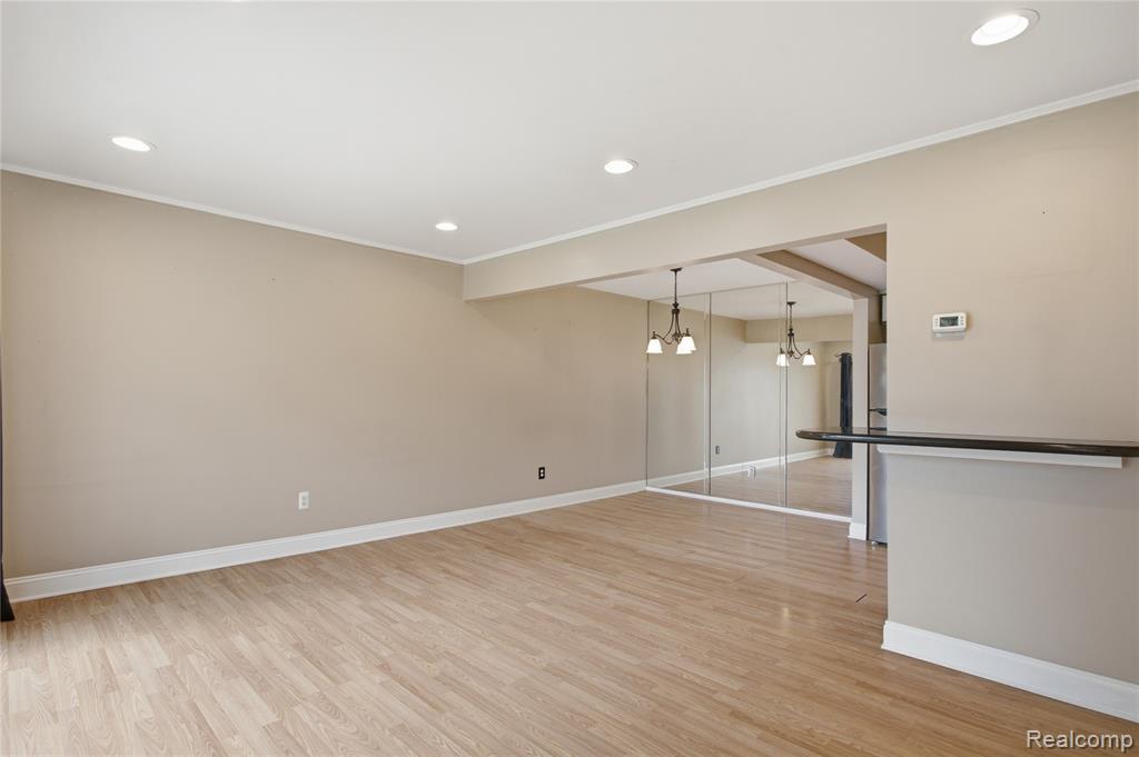 8685 Kennedy Circle, Warren, MI 48093 — Photo 8