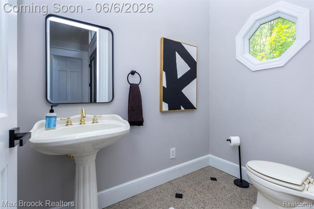6604 College Park, Clarkston, MI — Photo 49