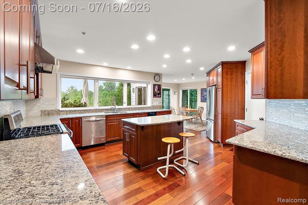 4948 Champlain Circle, West Bloomfield, MI 48323 — Photo 17