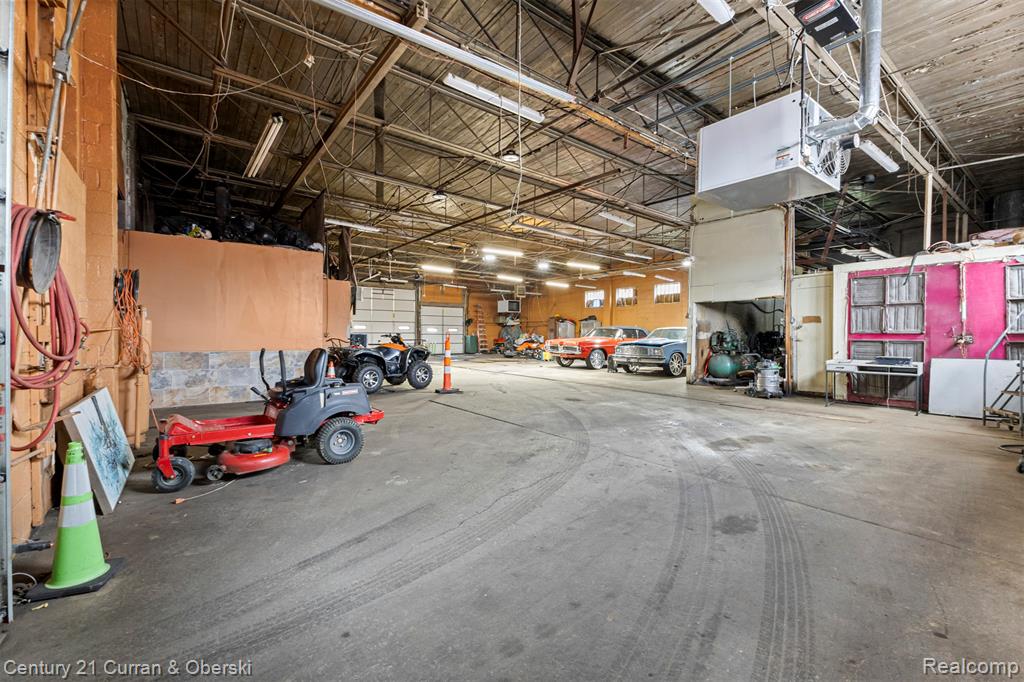 8301 W Chicago, Southgate, MI 48204 — Photo 7