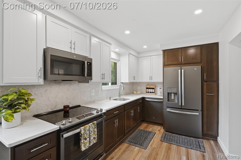 595 Byron Street, Plymouth, MI 48170 — Photo 10