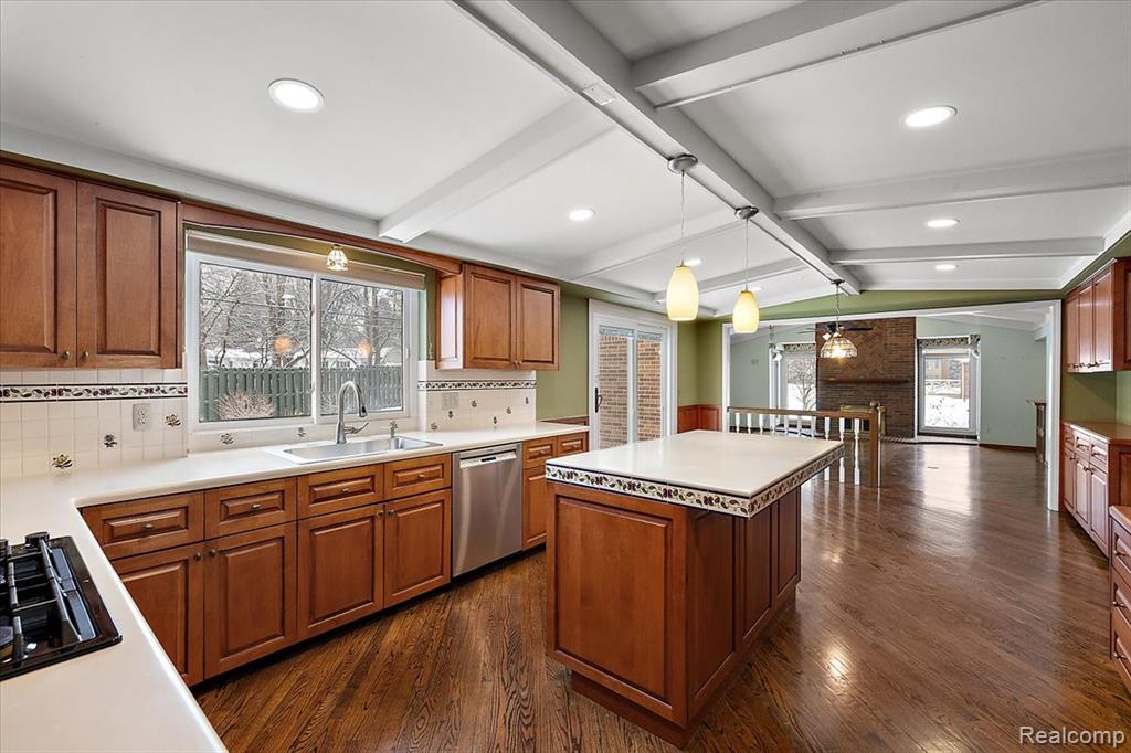 2291 Red Maple Drive, Troy, MI 48098 — Photo 11