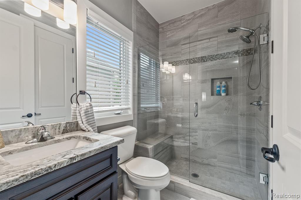 2094 Westridge Drive, Utica, MI 48316 — Photo 18