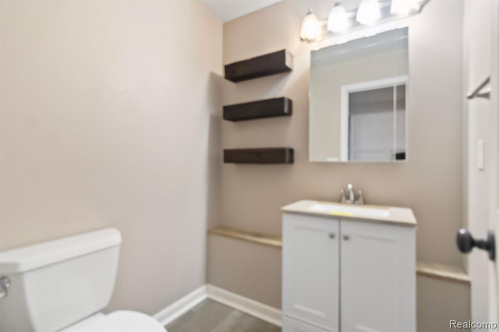 40088 SAAL Road, Sterling Heights, MI 48313 — Photo 14