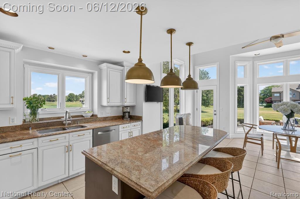 1042 Saint Andrews, Highland, MI — Photo 17