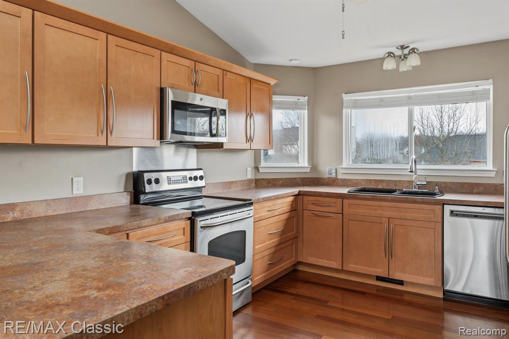 7165 Amanda Drive, Van Buren, MI 48111 — Photo 12