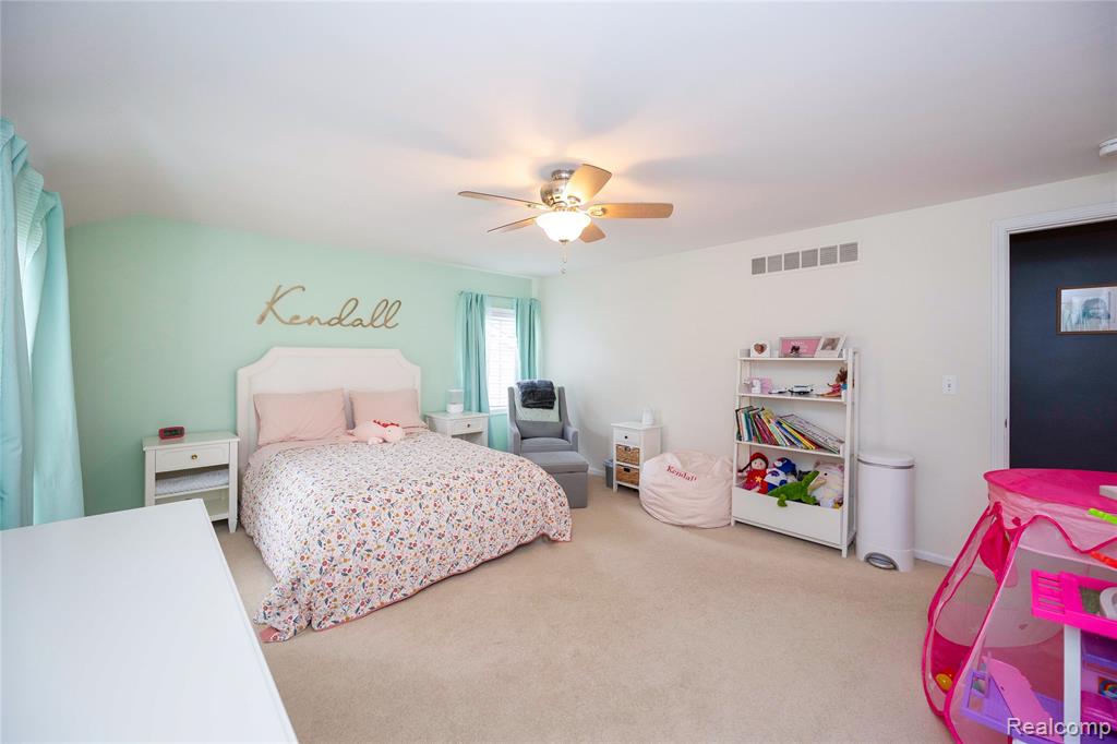 826 Larchlea Drive, Birmingham, MI 48009 — Photo 30