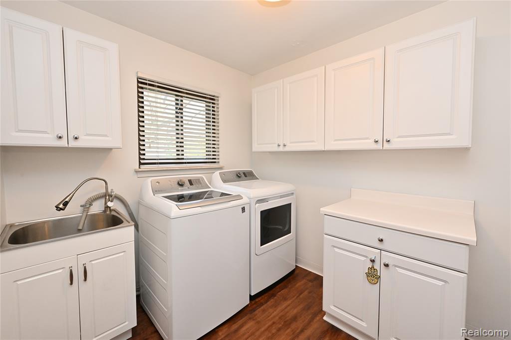 6024 Ledgeway Drive, West Bloomfield, MI — Photo 15