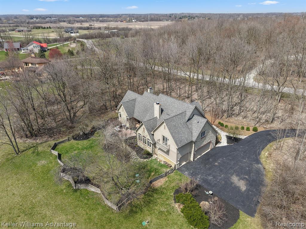 2026 HUNTERS CREEK Drive, Ypsilanti, MI 48198 — Photo 52