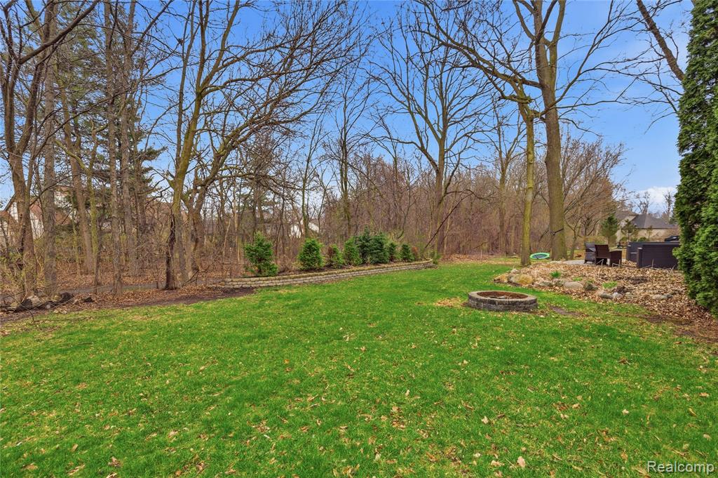 54126 Scarboro Way, Shelby Twp, MI 48316 — Photo 53