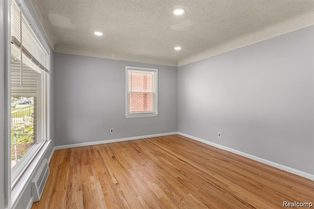 4127 HOWARD Street, Lincoln Park, MI 48146 — Photo 6