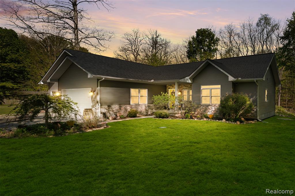 8306 Foster Road, Clarkston, MI — Photo 2