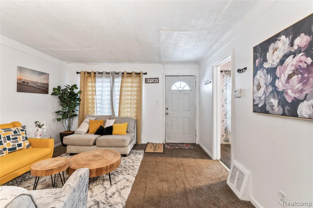 9980 Ashton Avenue, Detroit, MI 48228 — Photo 5