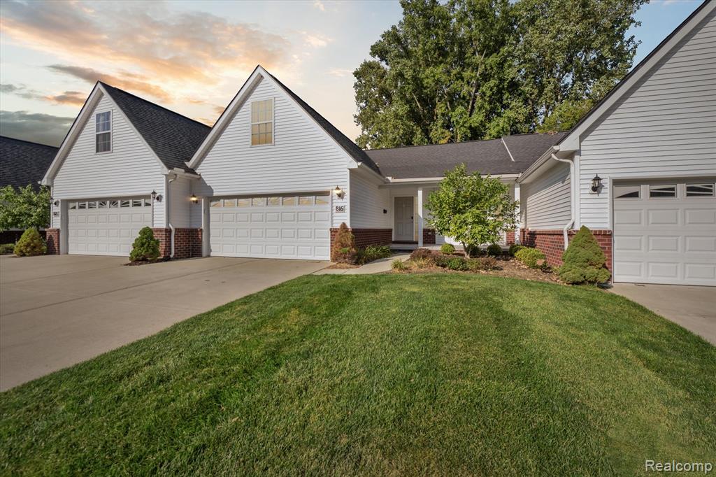 816 Nelsons Ridge Drive, Howell, MI 48843 — Photo 32