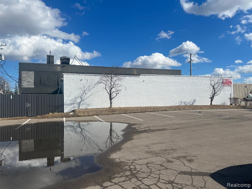 521 E 7 MILE Road, Highland Park, MI 48203 — Photo 15