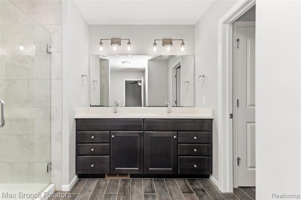4211 Kent Road, Royal Oak, MI 48073 — Photo 37