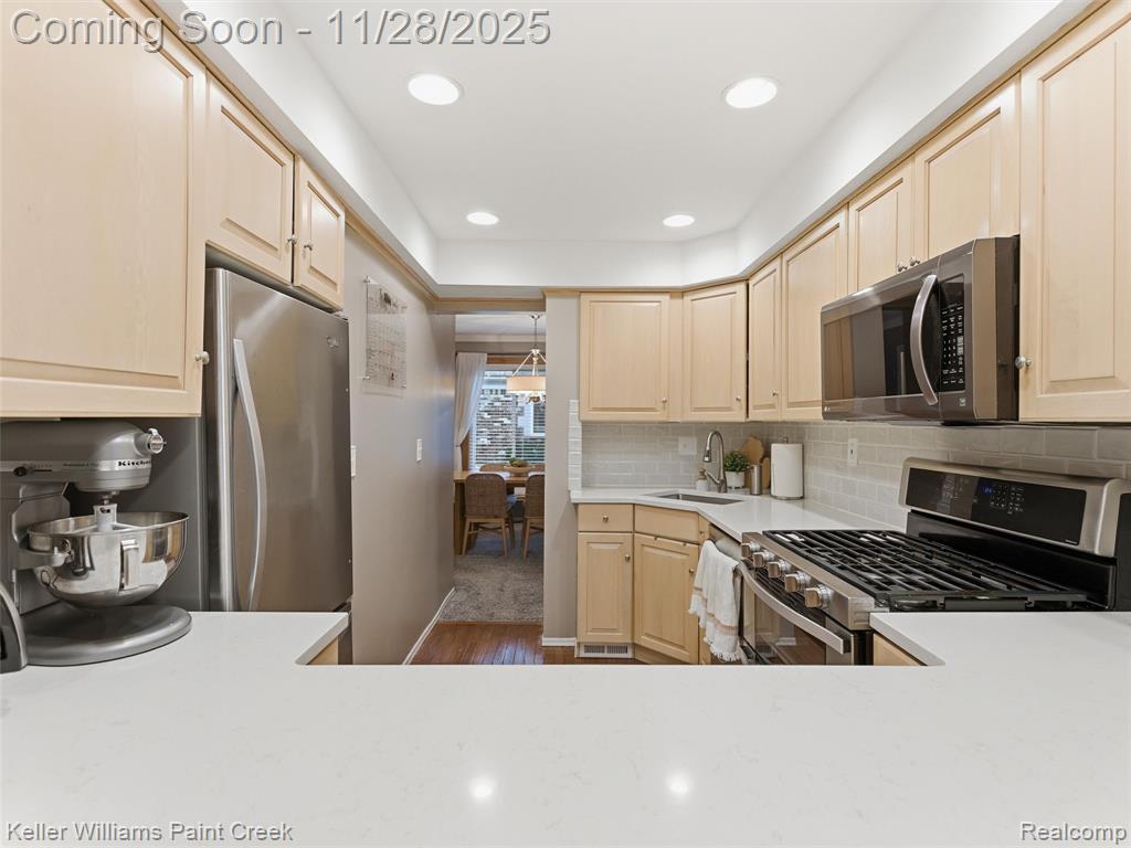 1806 Torquay Avenue, Royal Oak, MI 48073 — Photo 19