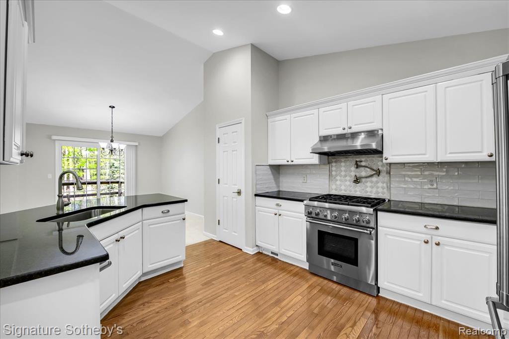 2668 Aubrey Drive, Lake Orion, MI — Photo 5