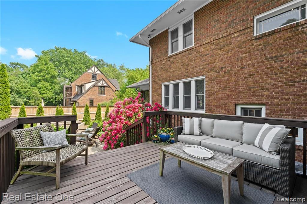 22 Elm Park Boulevard, Pleasant Ridge, MI — Photo 39