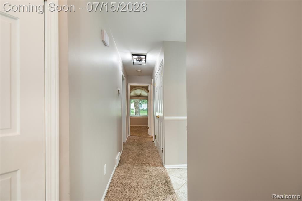 11660 Hawthorne Glen Drive, Grand Blanc, MI 48439 — Photo 14