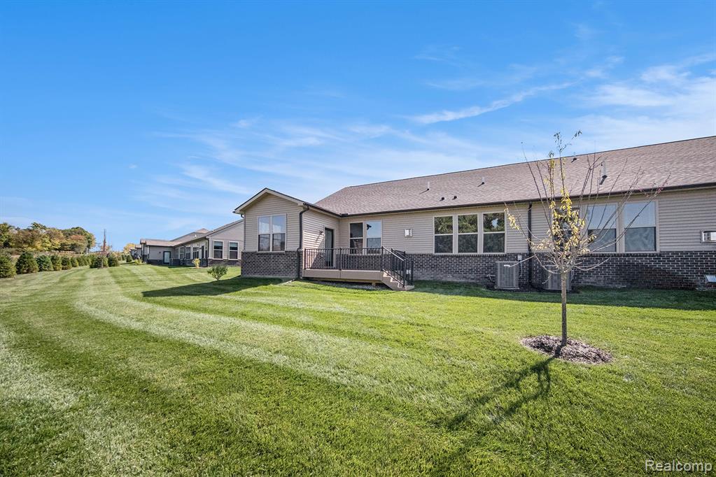 728 W Spaniel Drive, Pittsfield, MI 48108 — Photo 22