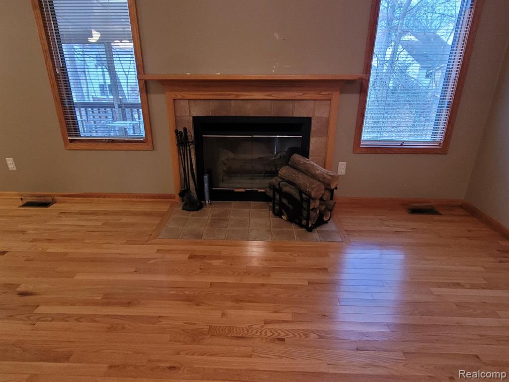 1311 YORKSHIRE Court, Saline, MI 48176 — Photo 3