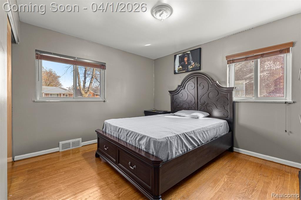 7351 N Gulley Road, Dearborn Heights, MI 48127 — Photo 28