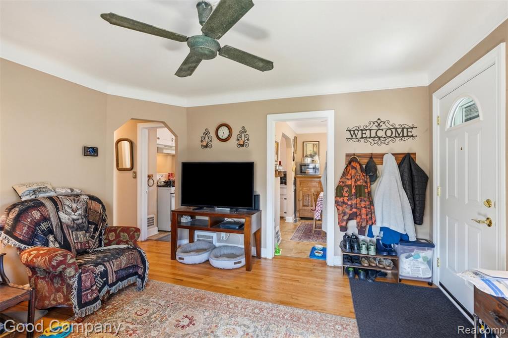 4415 Auburn Road, Shelby Twp, MI 48317 — Photo 5