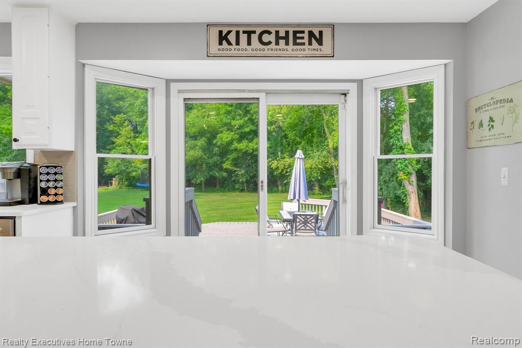 5453 BAYWOOD Drive, Fort Gratiot, MI 48059 — Photo 25