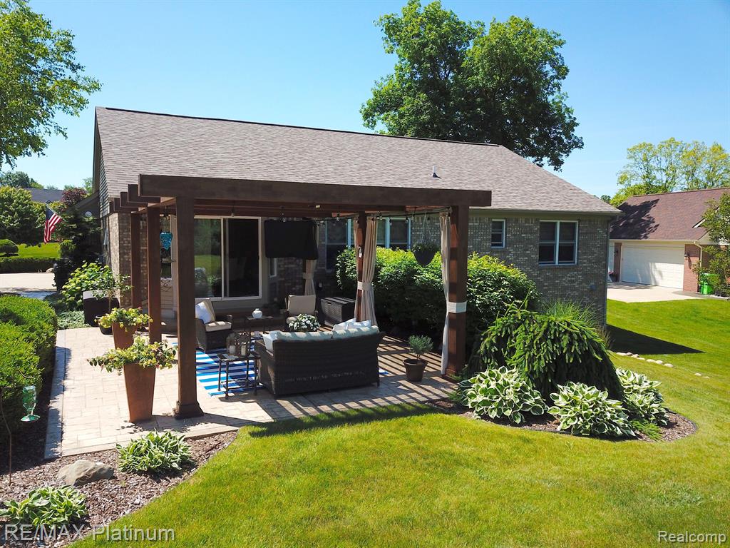 8927 Giovanni Ct, Howell, MI 48855 — Photo 41