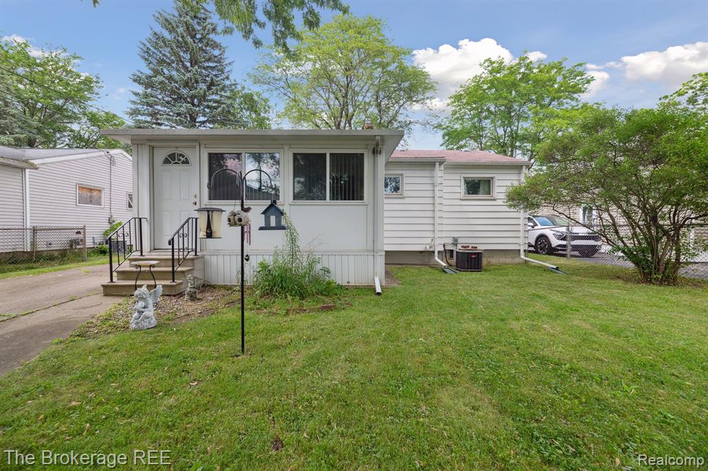 812 E Atherton Road, Flint, MI 48507 — Photo 30