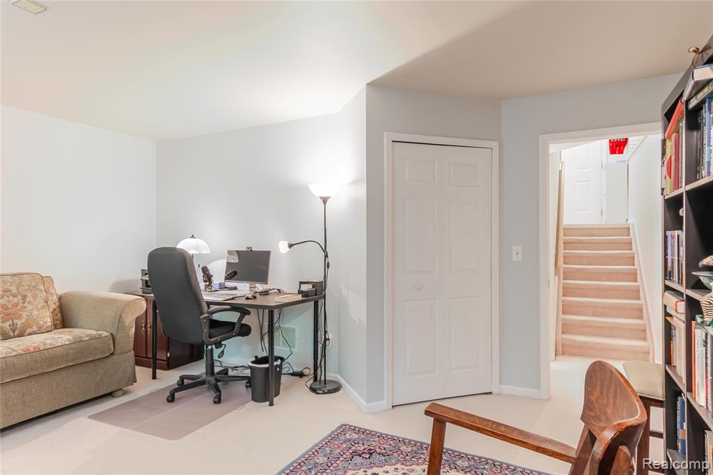 234 Lyn Anne Court, Ann Arbor, MI 48103 — Photo 21