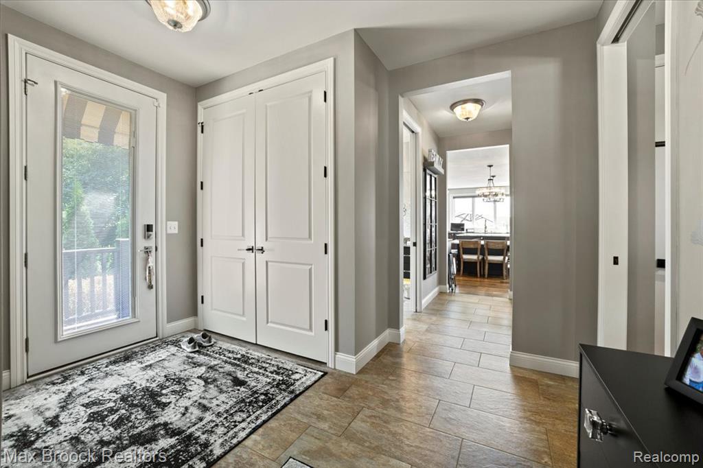 8184 Woodland Shore Drive, Brighton, MI 48114 — Photo 21