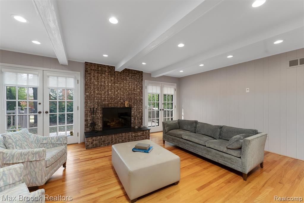 5946 Cherry Crest Drive, West Bloomfield, MI — Photo 19