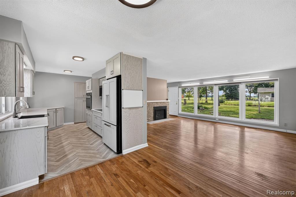 4877 Orchard Lane, Owosso, MI 48867 — Photo 13
