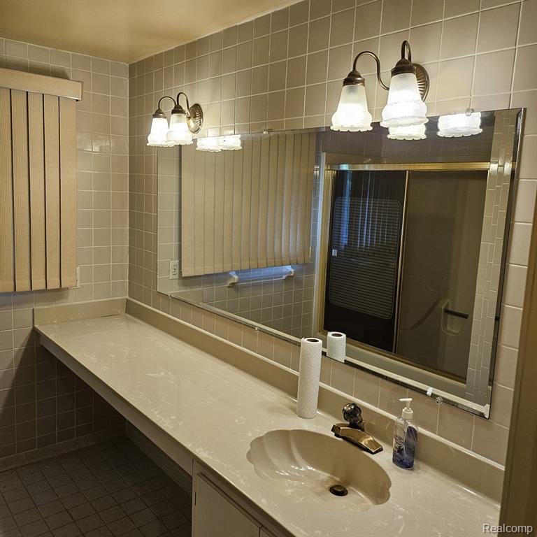 413 Thors Street, Pontiac, MI 48342 — Photo 21