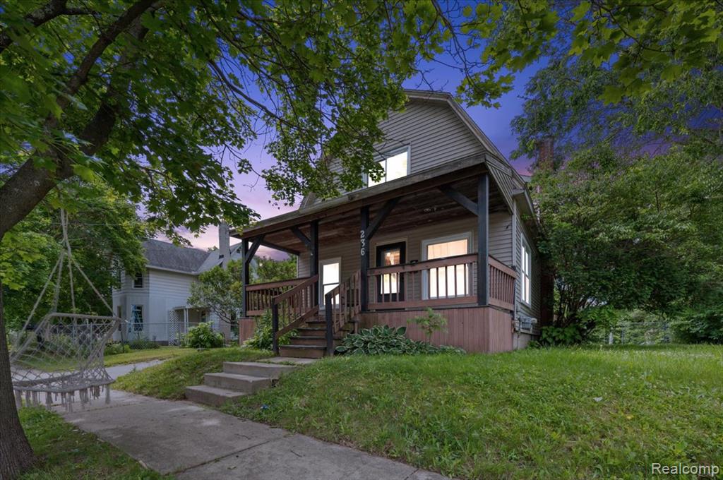 236 Lynn Street, Flushing, MI 48433