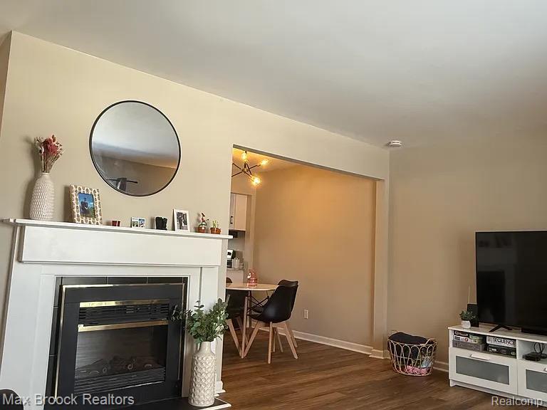 42556 Plymouth Hollow Drive, Plymouth, MI 48170 — Photo 5