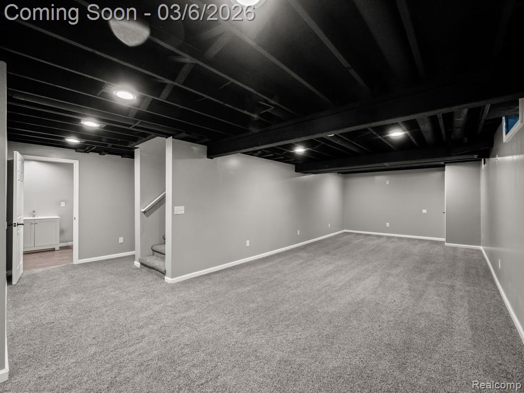 508 JAMES Circle, Royal Oak, MI 48067 — Photo 20