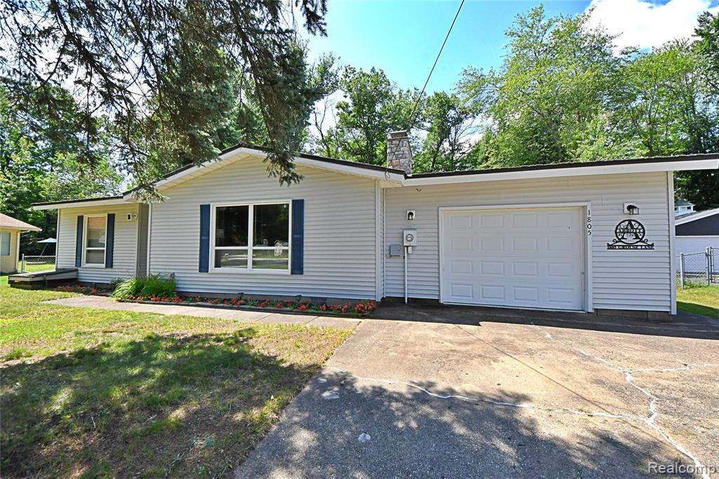 1805 Grouse Lane, St. Helen, MI 48656