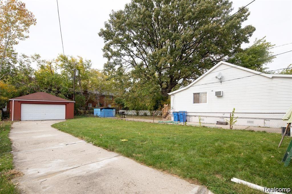 6753 HEYDEN Street, Dearborn Heights, MI 48127 — Photo 3