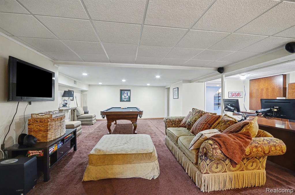 6622 Houghten Drive, Troy, MI 48098 — Photo 34