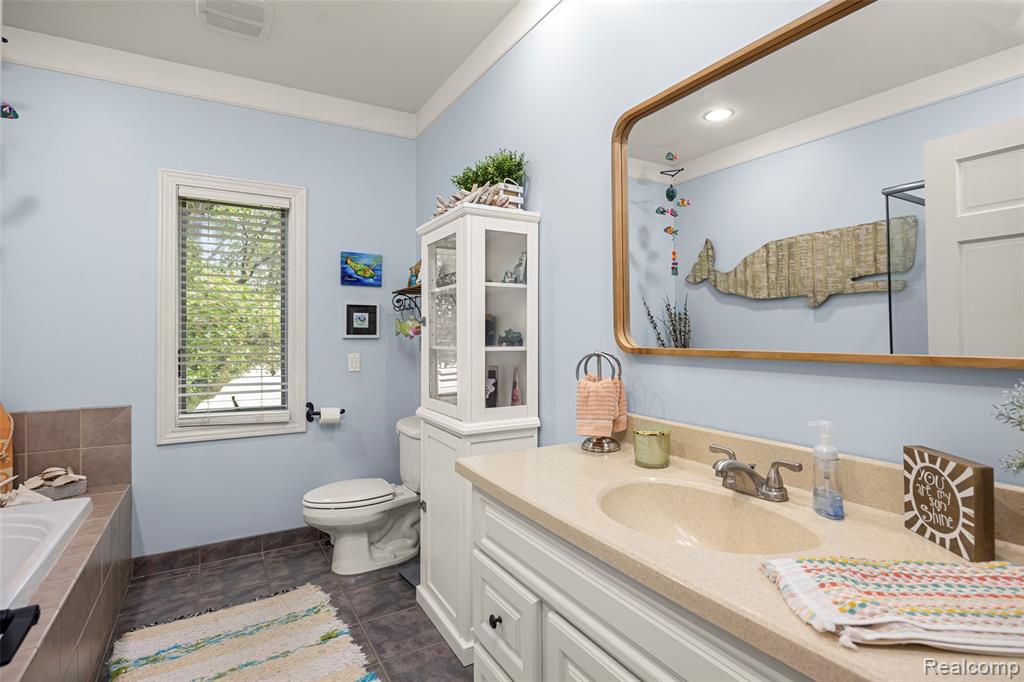 7030 Marsh Road, Cottrellville, MI — Photo 24