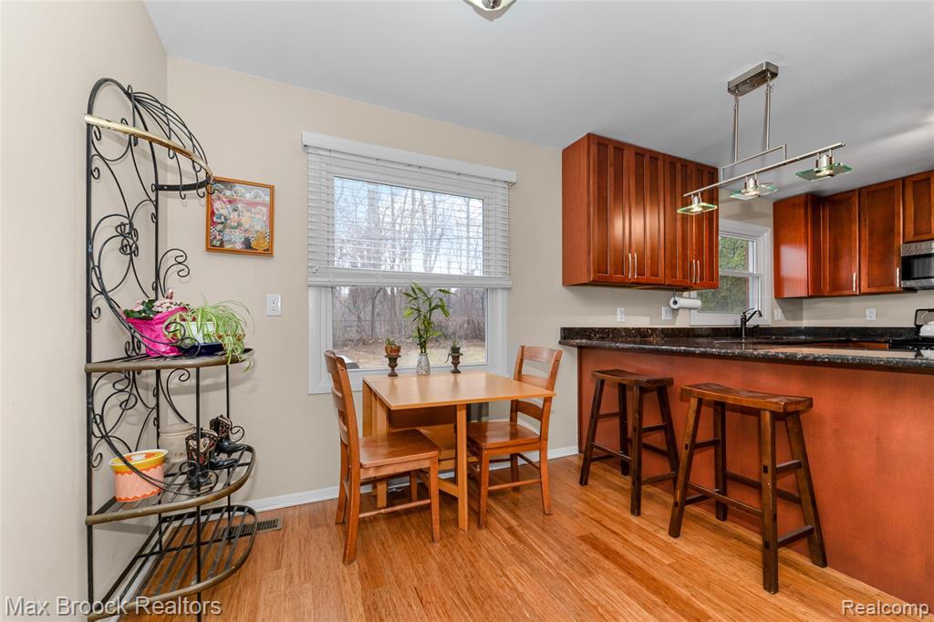 7118 Cathedral Drive, Bloomfield Hills, MI 48301 — Photo 11